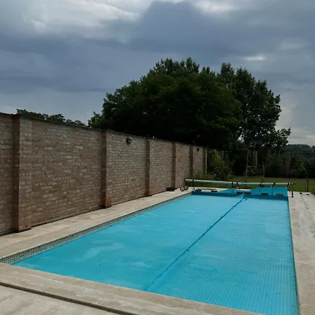 Julies Villa